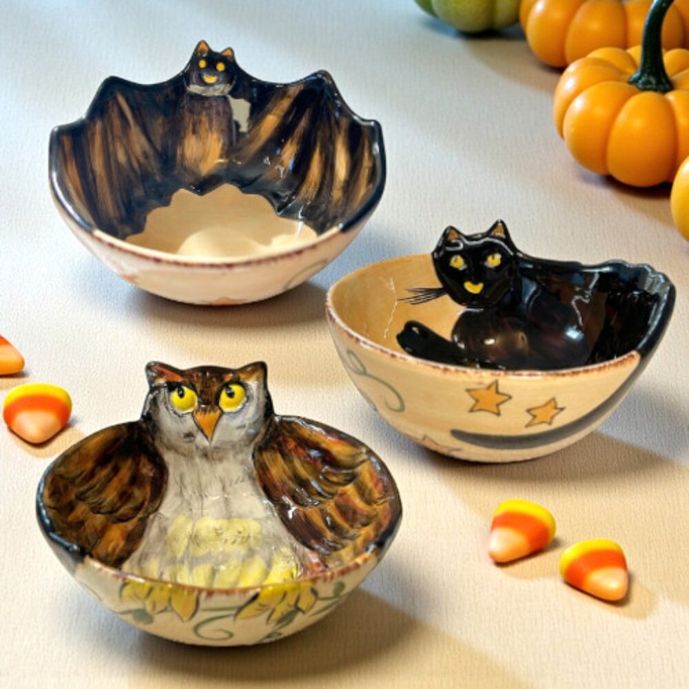Tabletops Lifestyles "Halloween Wonderland" 3 bowl set - vintage and collectible